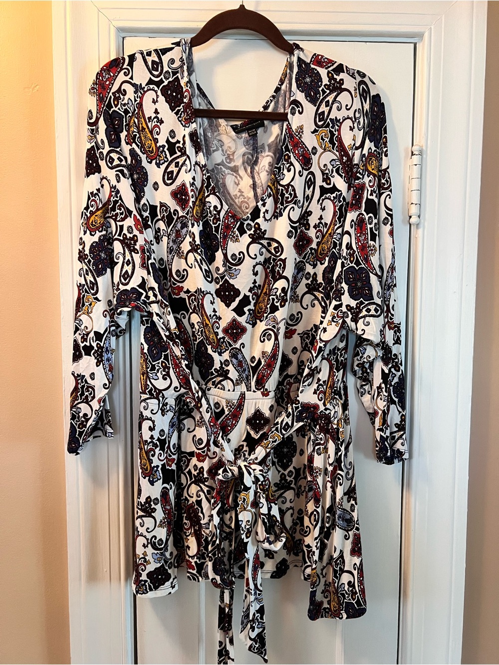 Lane Bryant White Paisley Tie- Waist Wrap Top with Red, Navy & Gold Accents